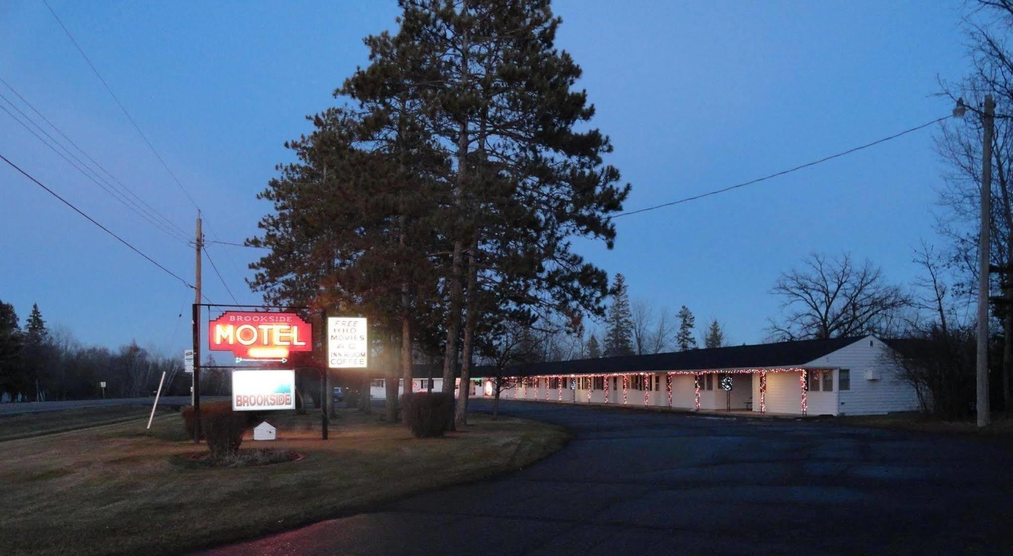 Brookside Motel Wadena Екстер'єр фото