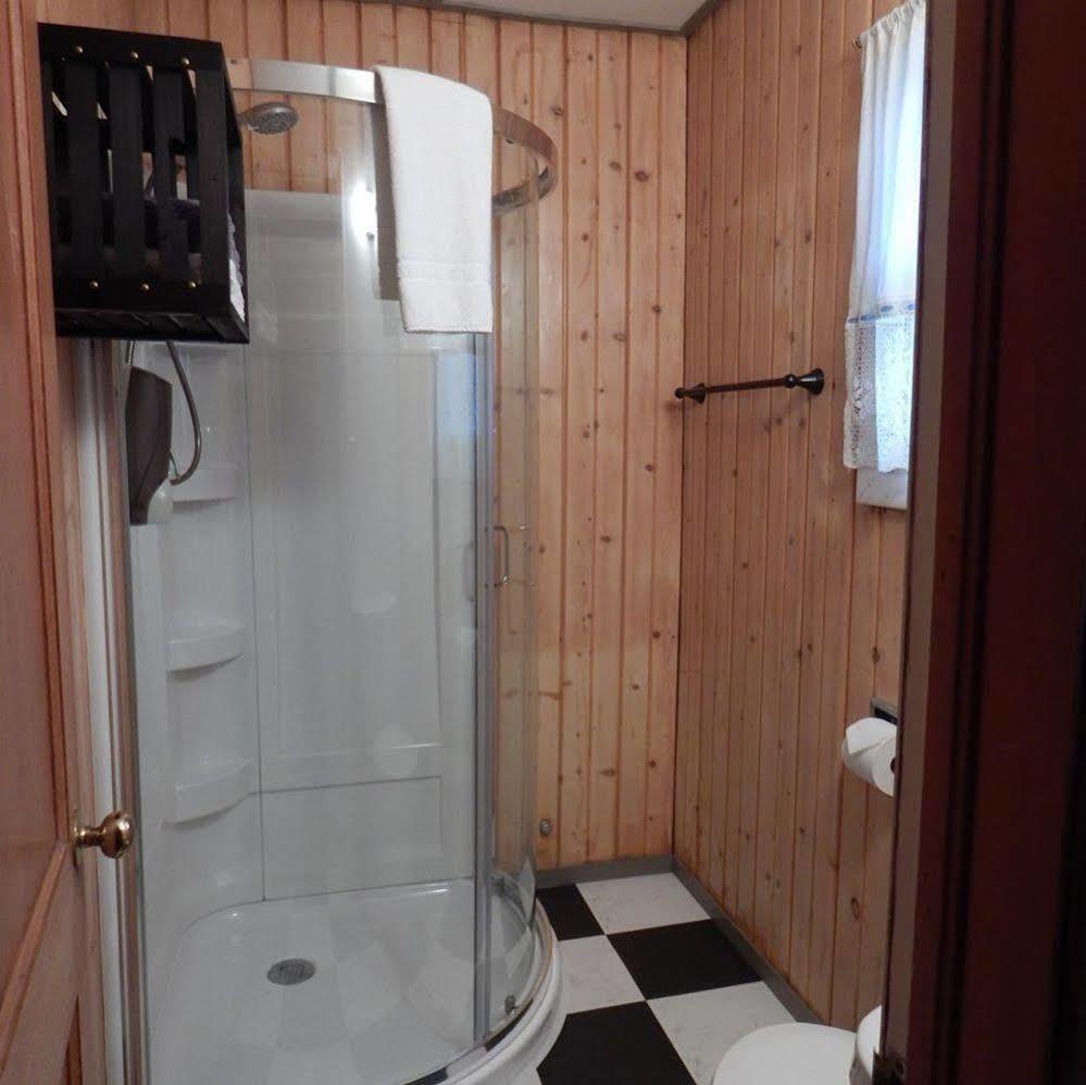 Brookside Motel Wadena Екстер'єр фото